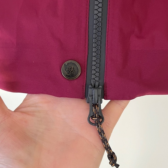 Fjallraven Dark Fuchsia Waterproof Keb Eco-Shell Jacket Sz XS - Picture 9 of 16